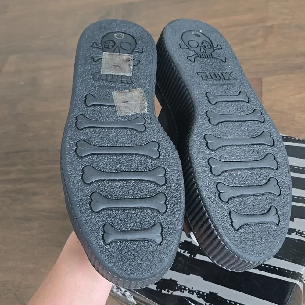 T.U.K platform creeper sandals Size 10 41
